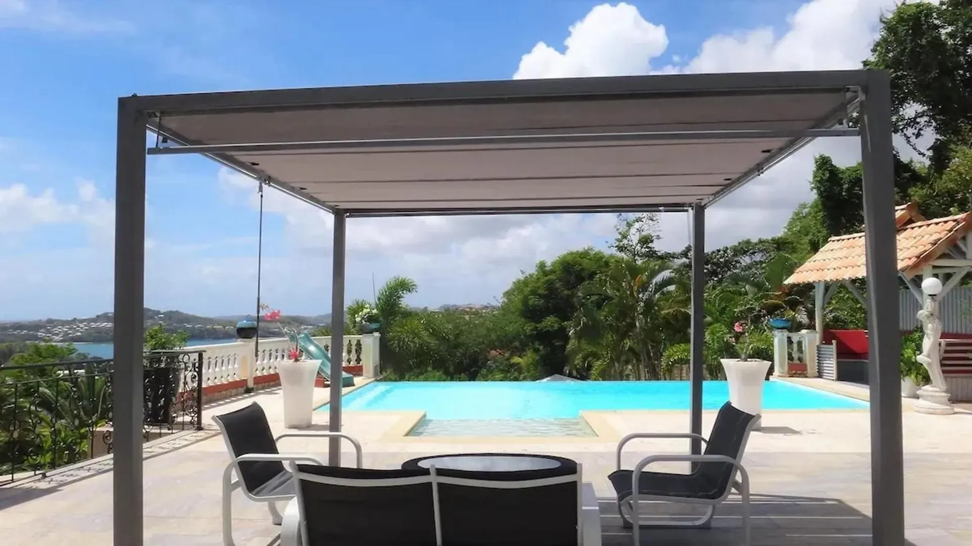 Maison De Charme A La Trinite Avec Piscine Partagee Vue Mer 0*,